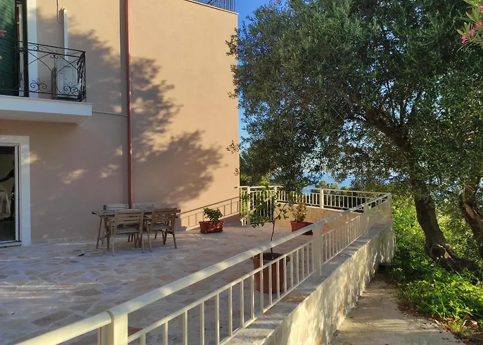 Mariana's Place * Аргостолион